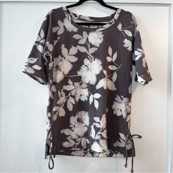 Bundle of 2 Short Sleeve Sweater Tops - Size S - Picture 3 of 15